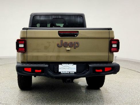 Used 2020 Jeep Gladiator Rubicon AWD/4WD image 6