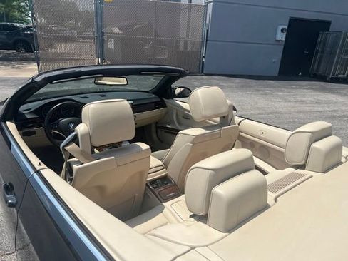 Used 2008 BMW 328i Convertible RWD image 24