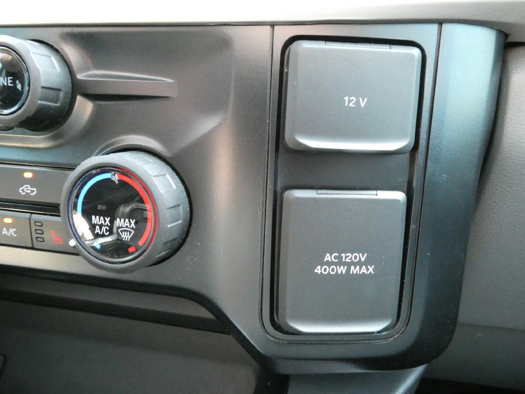 Certified 2024 Ford F250 XLT w/ XLT Premium Package AWD/4WD image 29