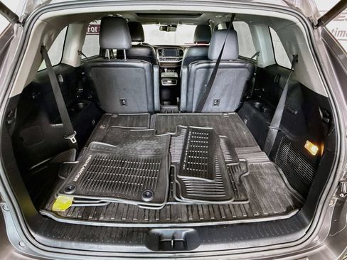 Used 2015 Toyota Highlander Limited Platinum AWD/4WD image 31