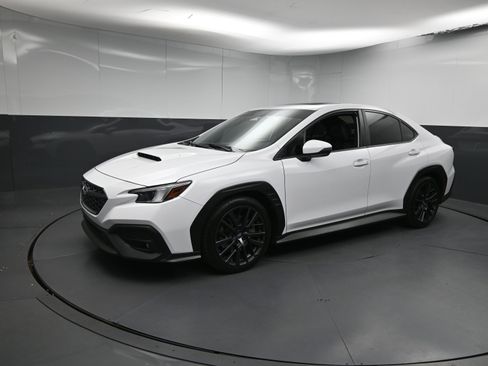 Used 2022 Subaru WRX Limited image 4