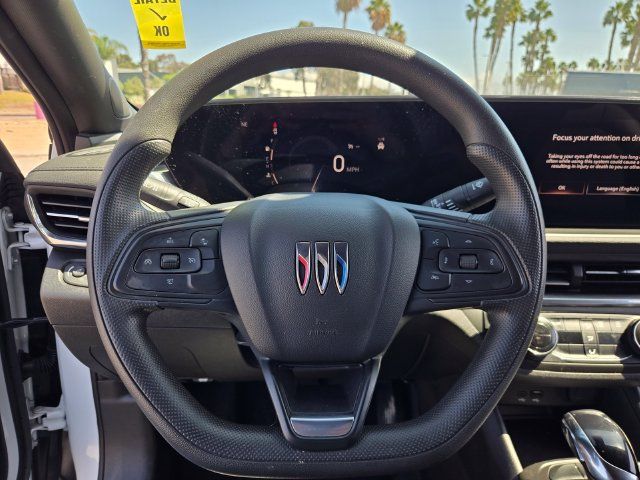 Used 2025 Buick Envista Preferred FWD image 19
