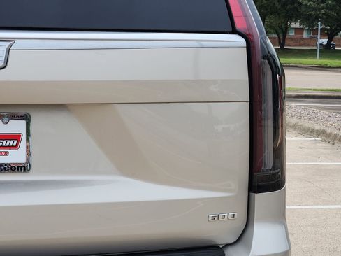 Used 2024 Cadillac Escalade Luxury w/ LPO, Floor Liner Package RWD image 16