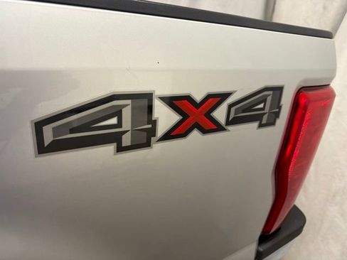 Used 2017 Ford F250 XLT AWD/4WD image 7