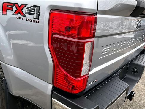 Used 2021 Ford F250 Lariat w/ Chrome Package image 26