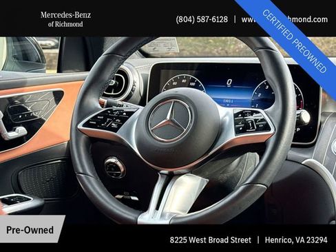 Used 2023 Mercedes-Benz GLC 300 4MATIC image 19