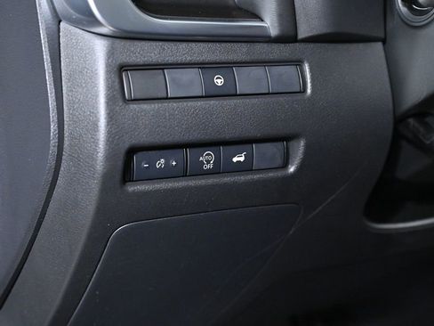 Used 2023 Nissan Rogue SV w/ SV Premium B Package image 21