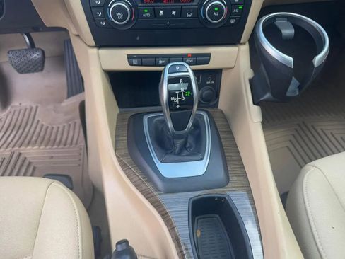 Used 2014 BMW X1 sDrive28i RWD image 16