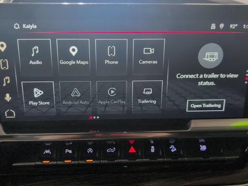 Used 2025 GMC Sierra 1500 Elevation w/ Elevation Premium Package AWD/4WD image 13