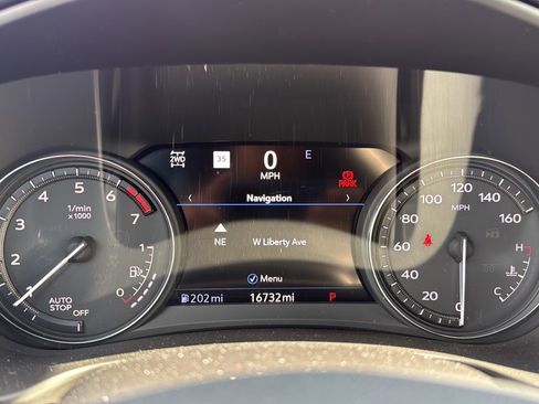 Certified 2023 Cadillac XT4 Sport image 19