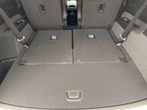 New 2025 Cadillac XT6 Premium Luxury w/ Technology Package FWD image 13