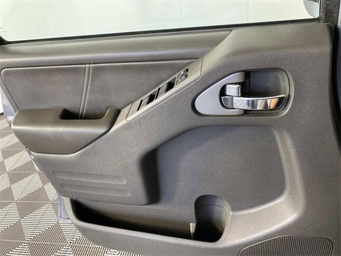 Used 2021 Nissan Frontier PRO-4X w/ Pro-4x Utility Package image 27