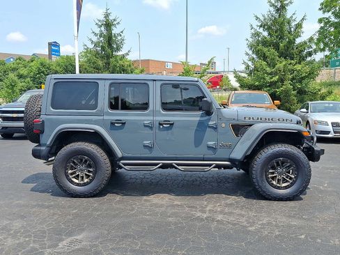 Used 2024 Jeep Wrangler Unlimited Rubicon 392 AWD/4WD image 7