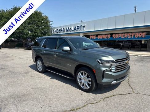 Used 2023 Chevrolet Tahoe High Country AWD/4WD image 1