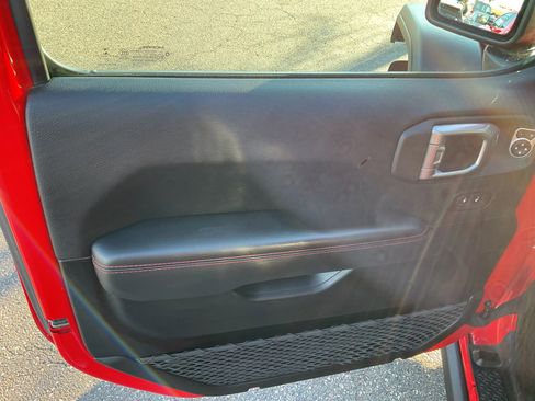 Used 2022 Jeep Gladiator Rubicon w/ LED Lighting Group image 10