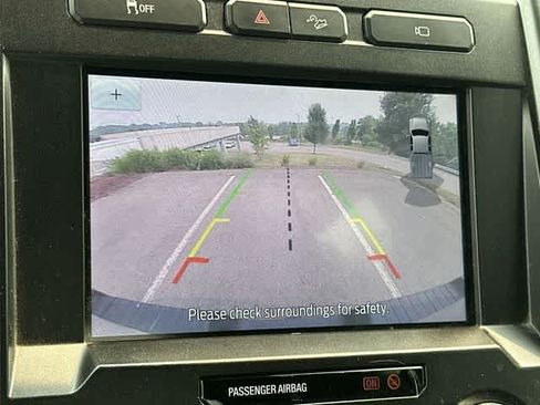 Used 2021 Ford F250 XLT w/ XLT Premium Package AWD/4WD image 12