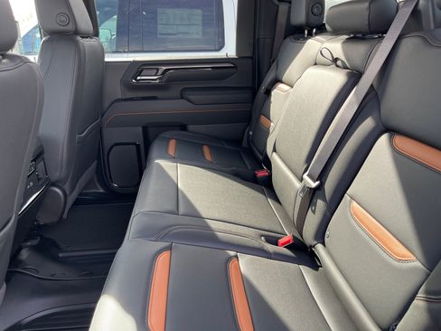 New 2026 GMC Sierra 2500 AT4 w/ Technology Package image 21