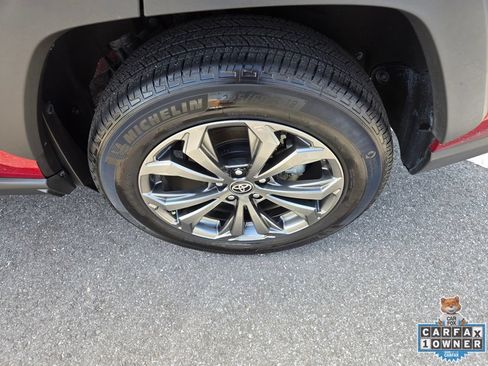 Used 2022 Toyota RAV4 XLE Premium AWD/4WD image 13