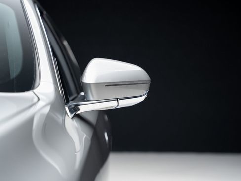 Used 2023 BMW i7 xDrive60 image 15