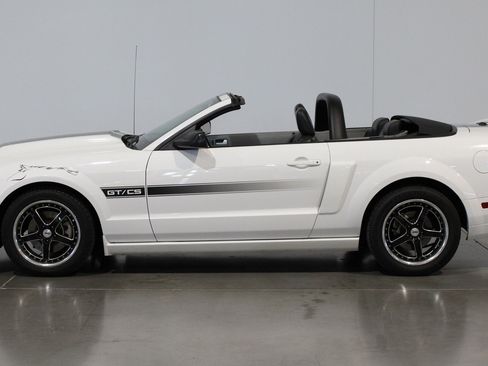 Used 2007 Ford Mustang GT RWD image 29