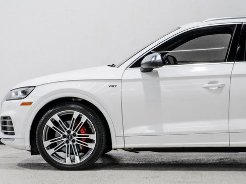 Used 2018 Audi SQ5 Premium Plus w/ S Sport Package image 14
