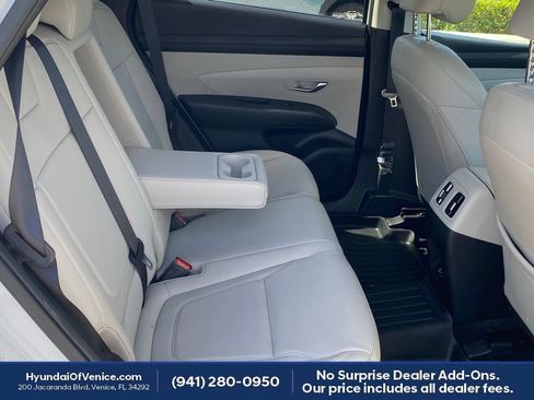Certified 2025 Hyundai Tucson SEL FWD image 17