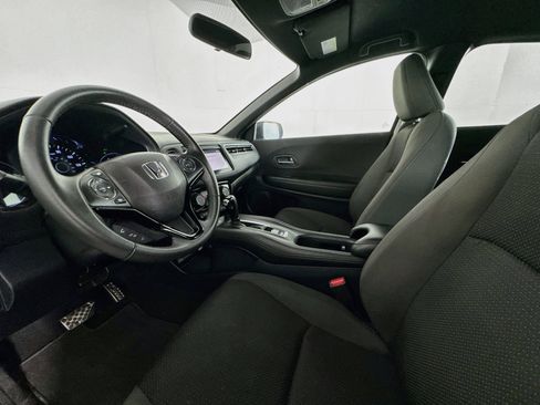 Used 2021 Honda HR-V Sport image 19