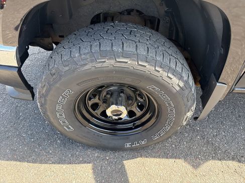 Used 2006 Chevrolet Colorado LT w/ LT Preferred Equipment Group AWD/4WD image 10
