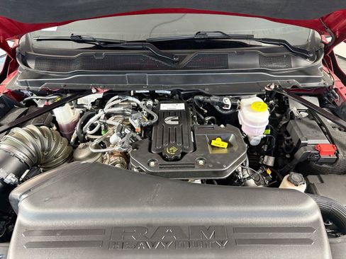 Used 2026 RAM 2500 Tradesman AWD/4WD image 32