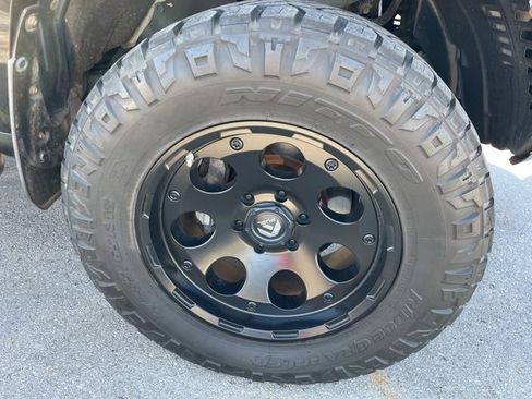 Used 2014 Toyota 4Runner SR5 image 5