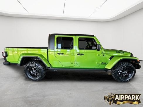 New 2025 Jeep Gladiator Sport AWD/4WD image 8