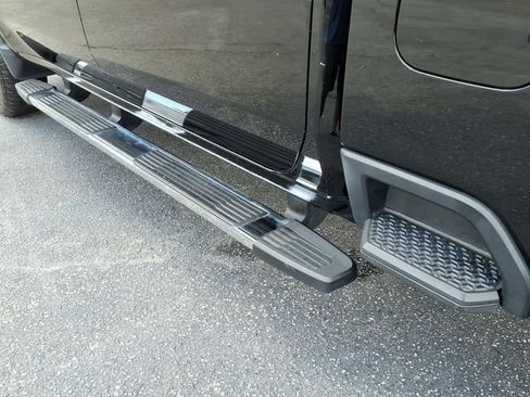 Used 2022 Chevrolet Silverado 2500 Custom w/ Custom Convenience Package AWD/4WD image 14
