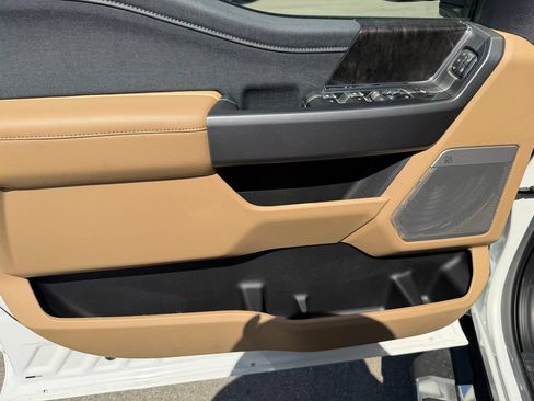 New 2026 Ford F250 Lariat w/ Lariat Premium Package AWD/4WD image 24
