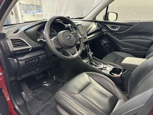 Used 2020 Subaru Forester Touring image 9