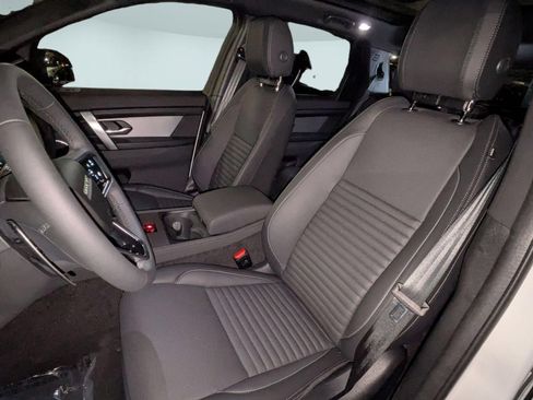 New 2026 Land Rover Discovery Sport Landmark AWD/4WD image 15