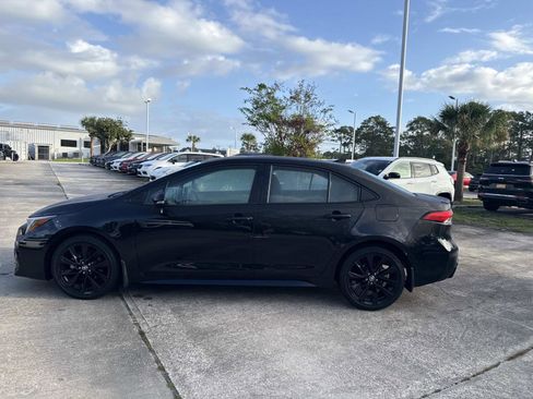 Used 2022 Toyota Corolla SE image 6