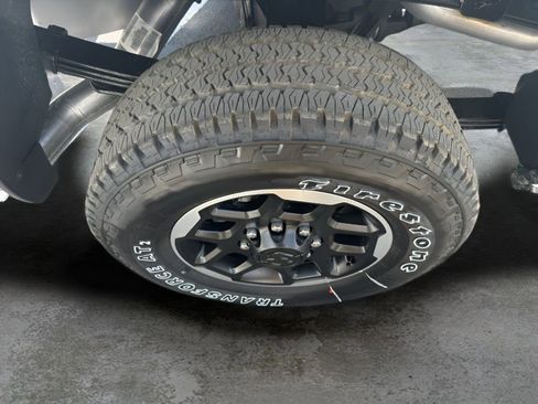 New 2026 RAM 3500 Laramie AWD/4WD image 38
