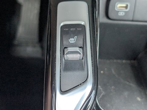 Used 2022 Kia Sorento SX image 21