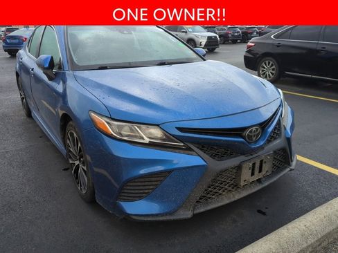 Used 2019 Toyota Camry SE w/ Audio Package image 3