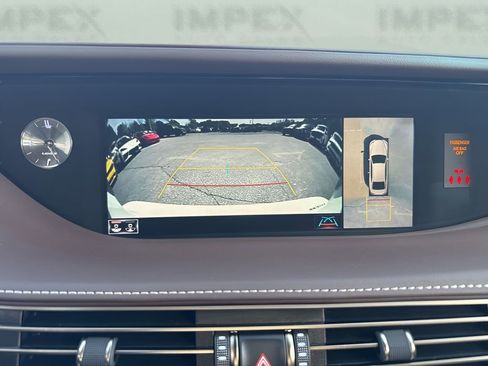 Used 2018 Lexus LS 500h w/ Luxury Package image 22