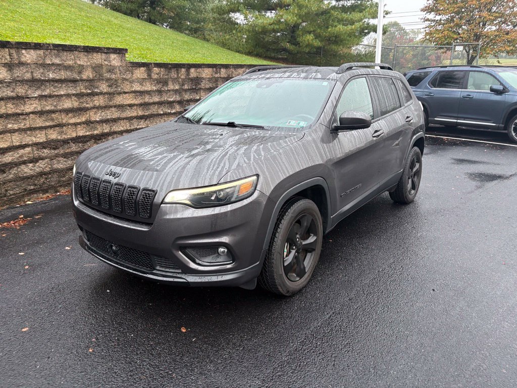Used 2021 Jeep Cherokee Latitude Plus AWD/4WD image 3