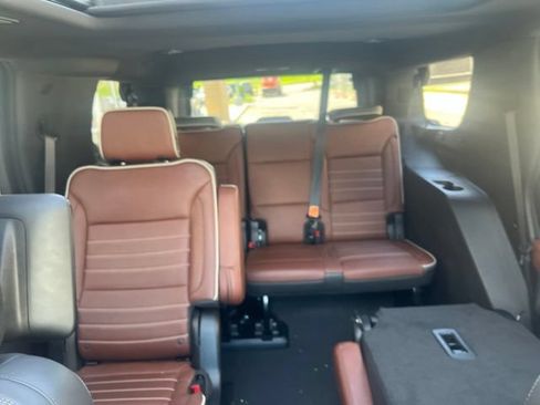 Used 2023 GMC Yukon Denali Ultimate AWD/4WD image 23