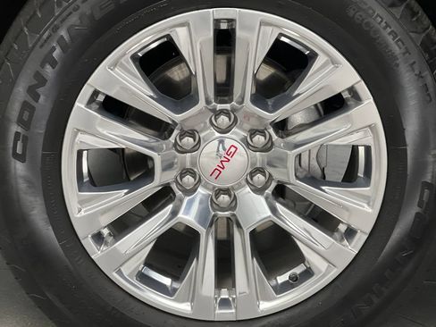 Used 2025 GMC Yukon Denali AWD/4WD image 74