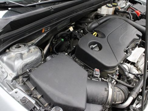 Used 2024 Chevrolet Malibu LT FWD image 17