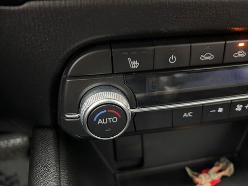 Used 2020 MAZDA CX-5 Touring image 13