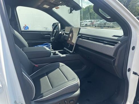 New 2026 GMC Sierra EV Elevation w/ Premium Package image 29