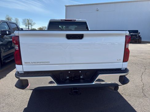 Used 2026 Chevrolet Silverado 2500 LT image 4