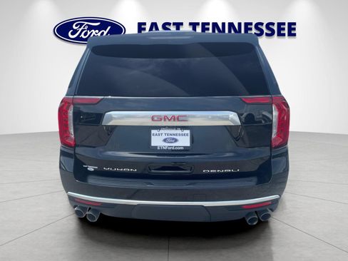 Used 2022 GMC Yukon Denali w/ Denali Premium Package AWD/4WD image 4