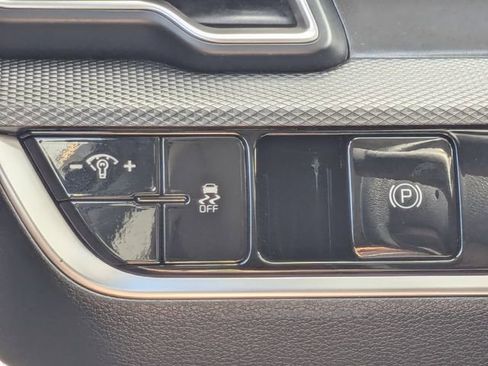 Certified 2024 Kia Sportage LX image 33