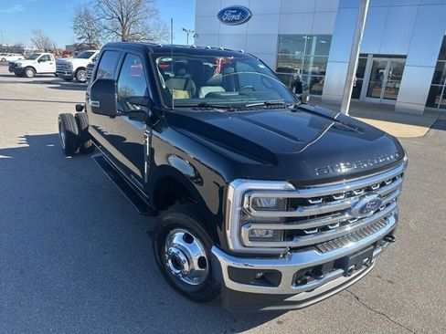 New 2026 Ford F350 Lariat image 6